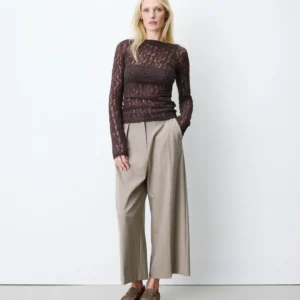 Top Fluido Avoine Escote Elegante