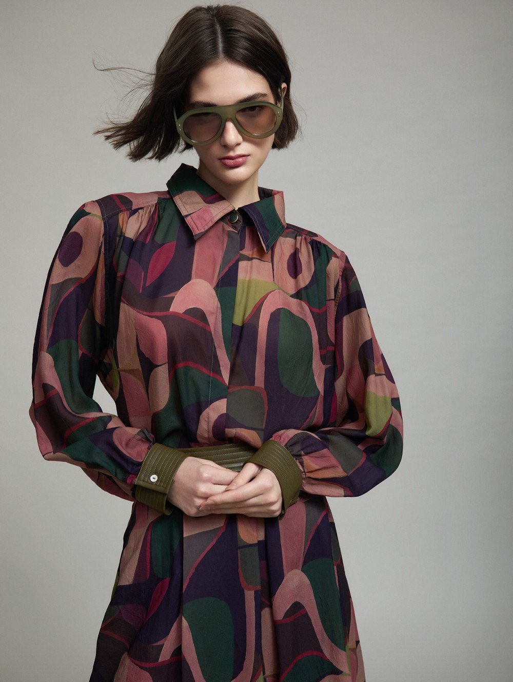 Camisa estampada con puños de polipiel - Imagen 3