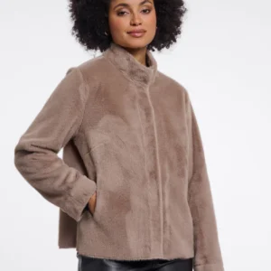 Chaqueta Corta Estructurada