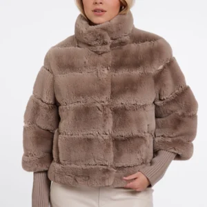 Chaqueta con Puños de Canalé