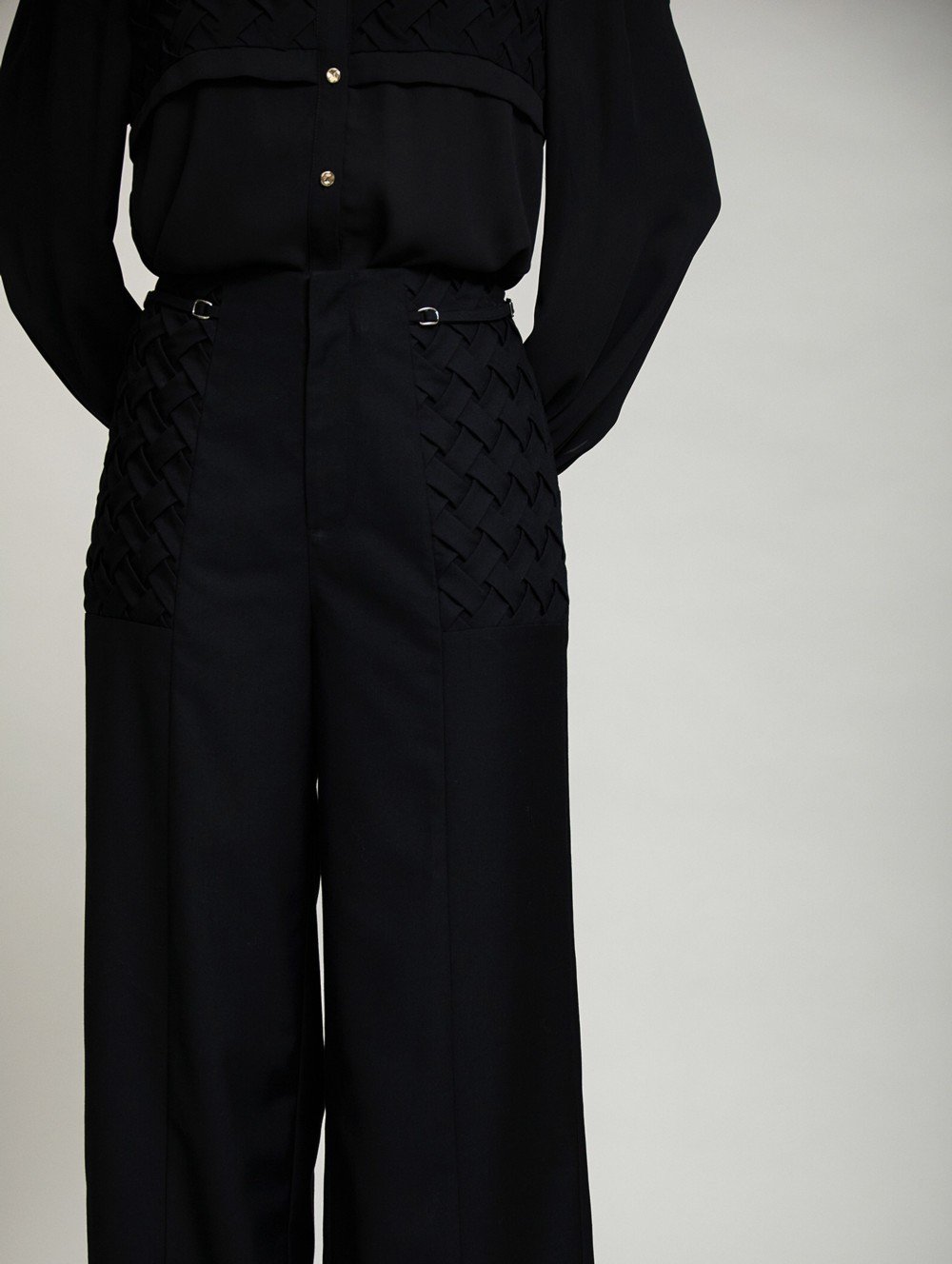 Pantalón con Detalle Trenzado - Imagen 3