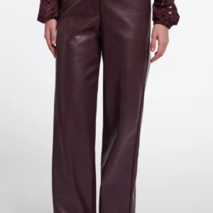 Pantalón de Polipiel Corte Regular